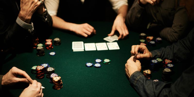 123B_Hướng Dẫn Cách Chơi Poker Cơ Bản Dành Cho Người Mới