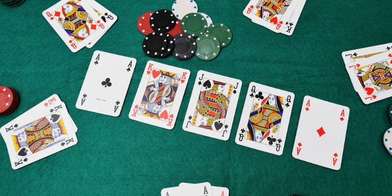 123B_Hướng Dẫn Cách Chơi Bài Poker Bịp Ăn Đứt Nhà Cái